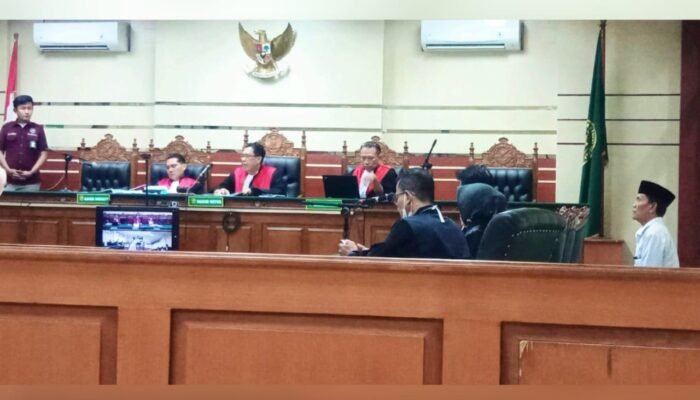 Sidang Tipikor Surabaya: Fakta Baru Pencairan Dana BKKD Bojonegoro 2021 Terungkap