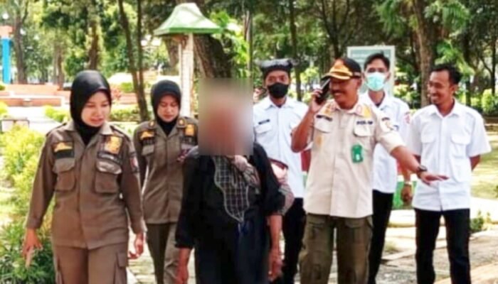 Respon Keluhan Warga, Satpol PP Bojonegoro Tertibkan PPKS Secara Humanis