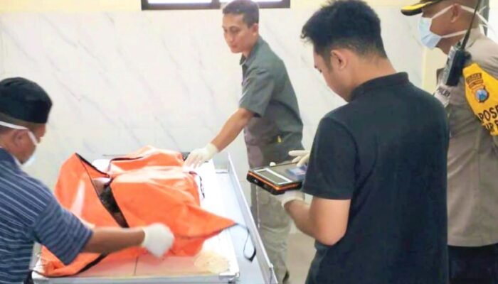 Sidik Jari Ungkap Identitas Pria Tewas Tertabrak Kereta di Babat Lamongan