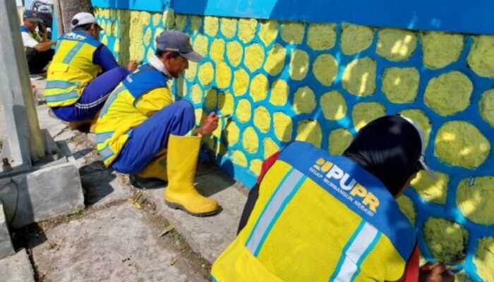 Bojonegoro Dipercantik Jelang Idul Fitri, DLH Gaspol Bersihkan Kota