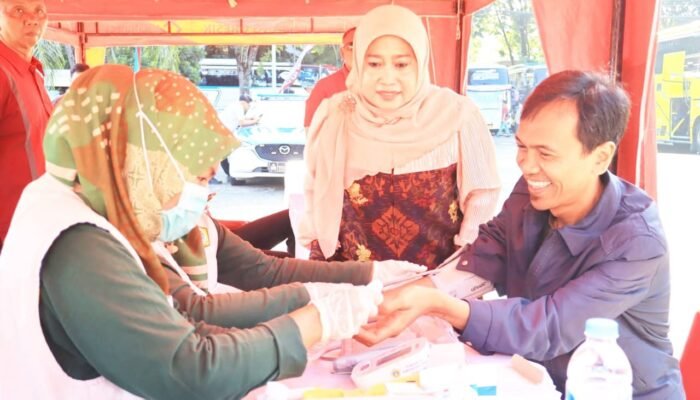 Gratis dan Nyaman, 750 Pemudik Gresik Diberangkatkan Pakai 15 Bus