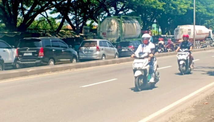Arus Lalin Sukodadi Lamongan Membludak di H+3 Lebaran