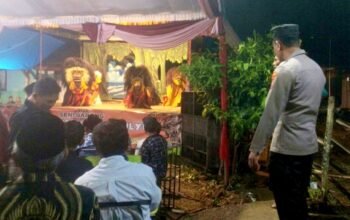 Antisipasi Kerawanan, Polisi Siaga di Pentas Seni Barongan Kedewan Bojonegoro