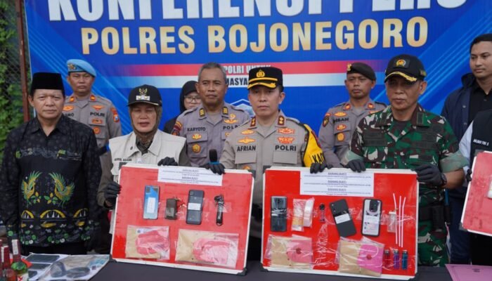 Polres Bojonegoro Bongkar Jaringan Peredaran Sabu dan Ganja, 13 Tersangka Ditangkap