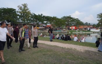 Kapolres Bojonegoro Pimpin KRYD,, Patroli Dialogis di Kawasan Wisata