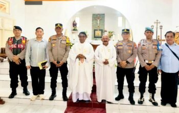 Pengamanan Ketat Polres Lamongan, Ibadah Paskah Berjalan Lancar Tanpa Gangguan