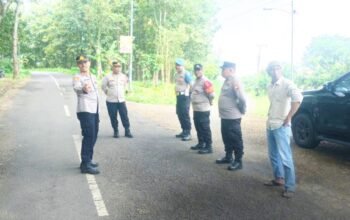 Kapolsek Sekar Turun Langsung, Massa IKSPI Bojonegoro Dicegah Berangkat ke Madiun