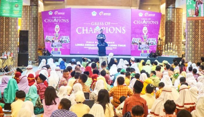 Gressmall Gresik Diserbu Ratusan Pelajar, Ada Apa