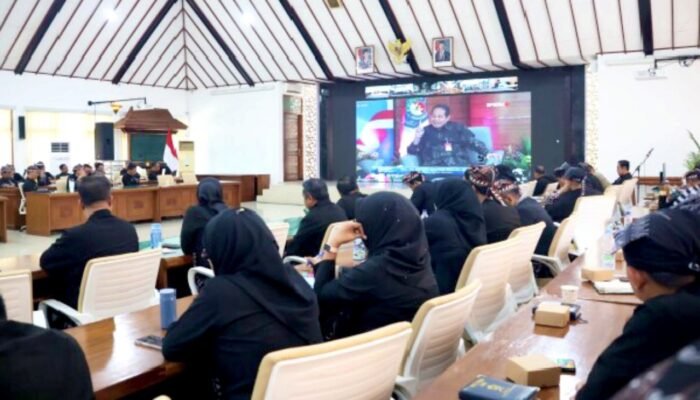 Bupati Bojonegoro Ikuti Talkshow Antikorupsi, Ini Pesan Tegas KPK