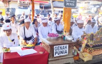 uasana Sakral di Pura Besakih, AKDBA Buleleng Gelar Penganyar Penutup