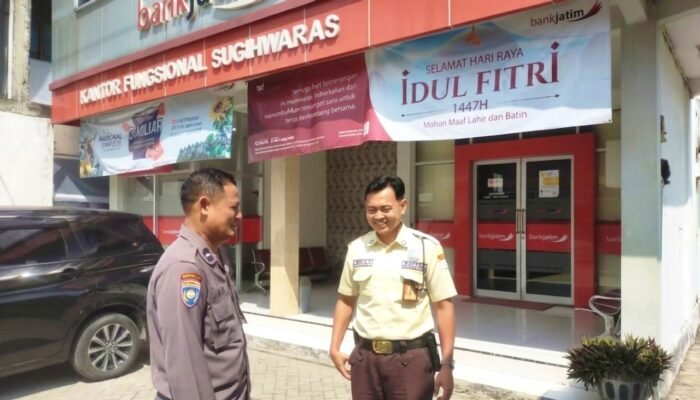Patroli Dialogis Sugihwaras Bojonegoro, Polisi Sapa Warga Sekaligus Cegah Kriminalitas