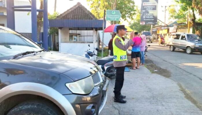 Sapa Pagi Polsek Temayang Bojonegoro: Bukan Cuma Atur Lalin, Tapi Jaga Keselamatan