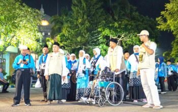 Ribuan Jamaah Haji Bojonegoro Berangkat, Ini Pesan Penting Bupati