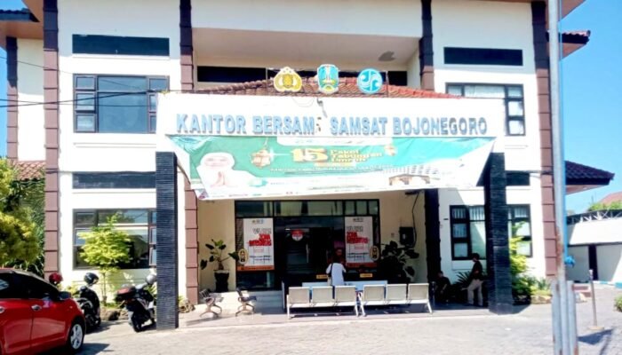 Pengurusan Pajak dan BPKB di Samsat Bojonegoro Kini Makin Cepat dan Humanis