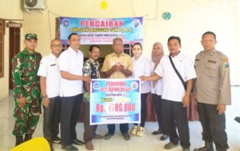 Warga Kedungkumpul Lamongan Terima BLT Dana Desa Dua Bulan Sekaligus