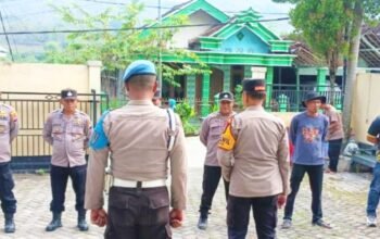 Polsek Sekar Bojonegoro Tingkatkan Patroli, Warga Diminta Tetap Waspada saat Liburan