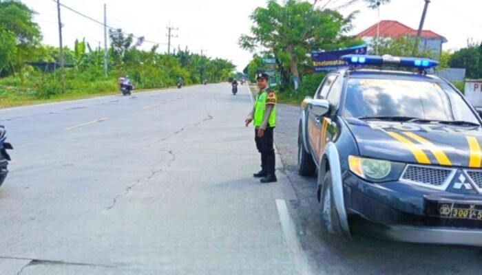 Polisi Sisir Perkampungan hingga Bank, Kapolsek Kalitidu Bojonegoro Beri Peringatan Ini