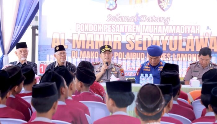 Seru, Santri Al Manar Belajar Tugas Satpolairud dan Cara Bertahan Saat Bencana