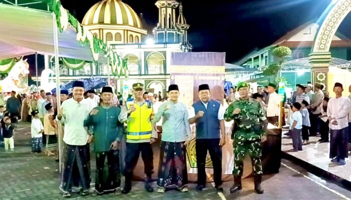 TNI Polri Kawal Takbir Keliling, Idul Adha di Lamongan Berlangsung Kondusif