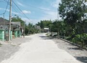 Pembangunan Jalan Rigid Beton Desa Nglarangan di Sambut Warga Gembira