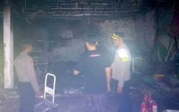 Gudang Perusahaan di Lamongan Terbakar, Ini Penyebab Awalnya