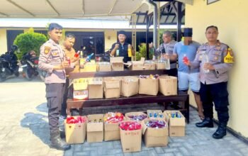 Terbongkar, Warung Biasa di Lamongan Ternyata Jadi Gudang Miras Oplosan