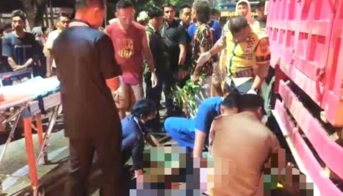 Gagal Menyalip, Honda Beat Tabrak Truk di Padangan Bojonegoro
