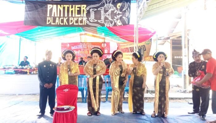 Tradisi Leluhur Tetap Lestari, Sedekah Bumi Desa Bulu Sugihwaras Bojonegoro Penuh Kebersamaan