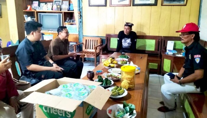 Ribuan Cerita di Balik Nggemblang, Tradisi Syukur Warga Samin Bojonegoro