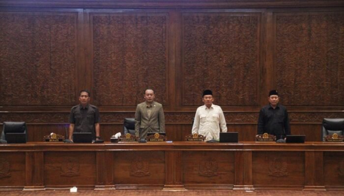 Rapat Paripurna DPRD Bojonegoro: Penyampaian Jawaban Bupati atas Pandangan Umum Fraksi