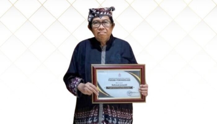 Kisah Rahmat Junaidi, ASN Bojonegoro yang Pernah Bertugas di Zona Perang Kini Raih Penghargaan Nasional