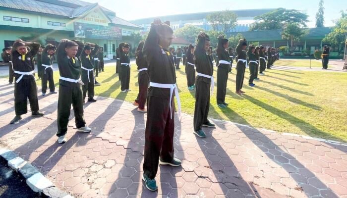 Ratusan Prajurit Kodim Lamongan Jalani Latihan Intensif Pencak Silat Militer
