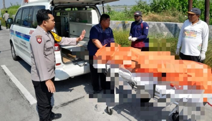 Polisi Ungkap Penyebab Sementara Kecelakaan Maut Pemotor vs Truk di Lamongan