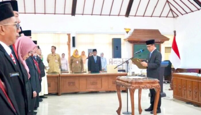 195 Pejabat Pemkab Bojonegoro Dilantik, Setyo Wahono Beri Pesan Tegas