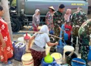 Aksi Cepat Yonif TP-885 BP, Warga Desa Bakulan Bojonegoro Dapat Bantuan Air Bersih