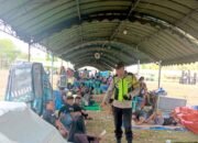 Polisi Hadir di Simpang Pasar Tambakrejo Bojonegoro, Cegah Macet dan Kecelakaan