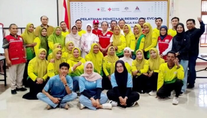 PMI Bojonegoro Latih Relawan SIBAT, Wabup Nurul: Masyarakat Garda Terdepan Hadapi Bencana