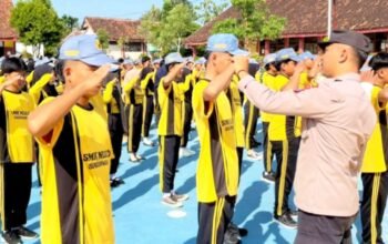 Bentuk Karakter Pelajar, Polsek dan Koramil Sugihwaras Bojonegoro Gelar Pelatihan PBB img 20260714 wa0000