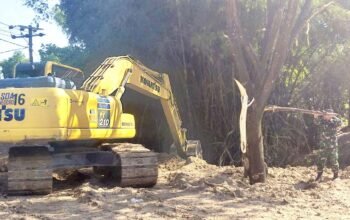 Sungai Kesongo Diperdalam, TMMD 129 Bojonegoro Cegah Hambatan Aliran Air img 20260716 wa0017