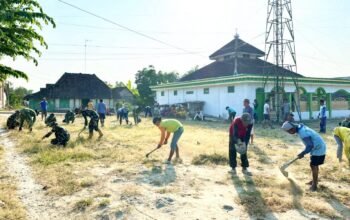 TMMD 129 Bojonegoro Hadirkan Semangat Gotong Royong di Masjid Dusun Krebet Kesongo img 20260720 wa0071