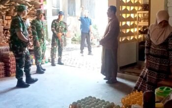 Kunjungi UMKM Telur Asin Pak Babhin, Dansatgas TMMD Bojonegoro Beri Semangat Pelaku Usaha img 20260723 wa0038
