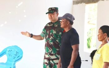 Rumah Pak Ladi Berubah, Letkol Dedy Pastikan Program RTLH TMMD Bojonegoro Berjalan Maksimal