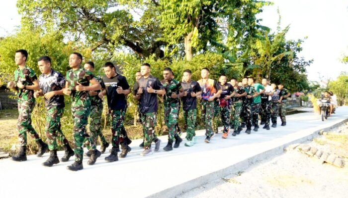 Cara Unik Satgas TMMD Bojonegoro Uji Jalan Baru, Langsung Dipakai Binsik Sore