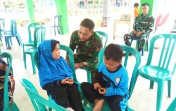 TMMD 129 Bojonegoro Pererat Kemanunggalan TNI dan Rakyat Lewat Keceriaan Anak-anak