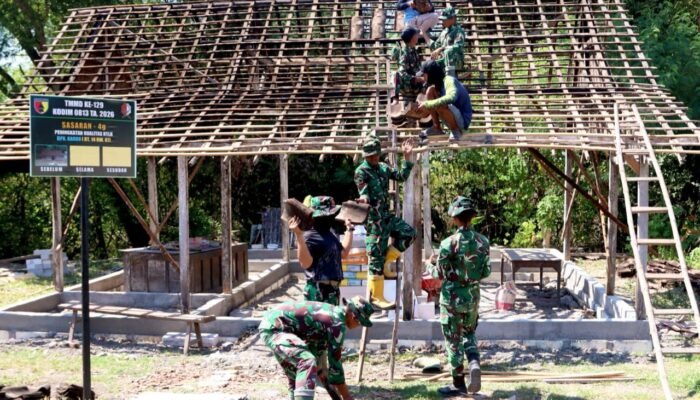 Rumah Mbah Kardo Hampir Rampung, TMMD 129 Bojonegoro Percepat Rehab RTLH