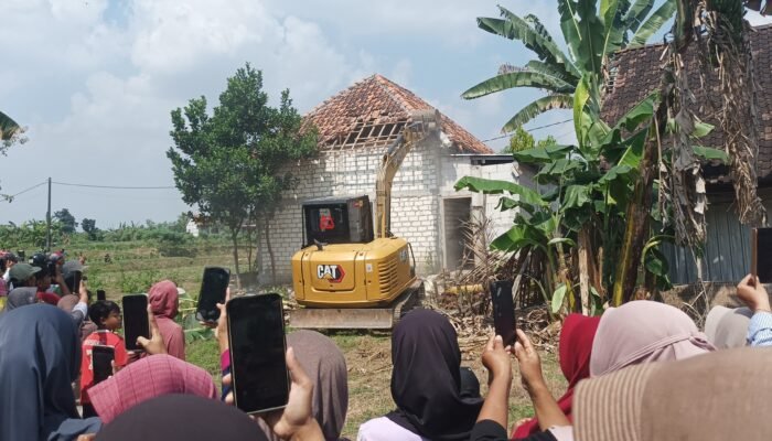 Rumah Pasangan Suami Istri Kedungadem Bojonegoro Dibongkar, Kuasa Hukum Sebut Berdasarkan Kesepakatan