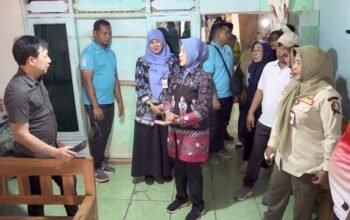 Wabup Nurul Azizah Temukan Bilik Mencurigakan di Warung Desa Pacing Bojonegoro img 20260801 wa0006