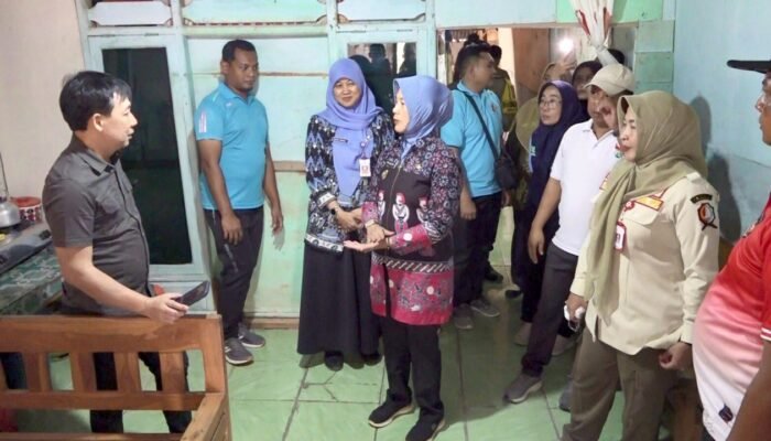 Wabup Nurul Azizah Temukan Bilik Mencurigakan di Warung Desa Pacing Bojonegoro