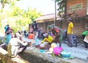 Hangatnya Kebersamaan TMMD 129 Bojonegoro, Satgas dan Warga Desa Kesongo Makan Bersama Penuh Kekeluargaan
