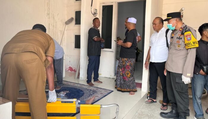 Pria 41 Tahun Ditemukan Meninggal di Teras Kos Lamongan, Polisi Bergerak Cepat